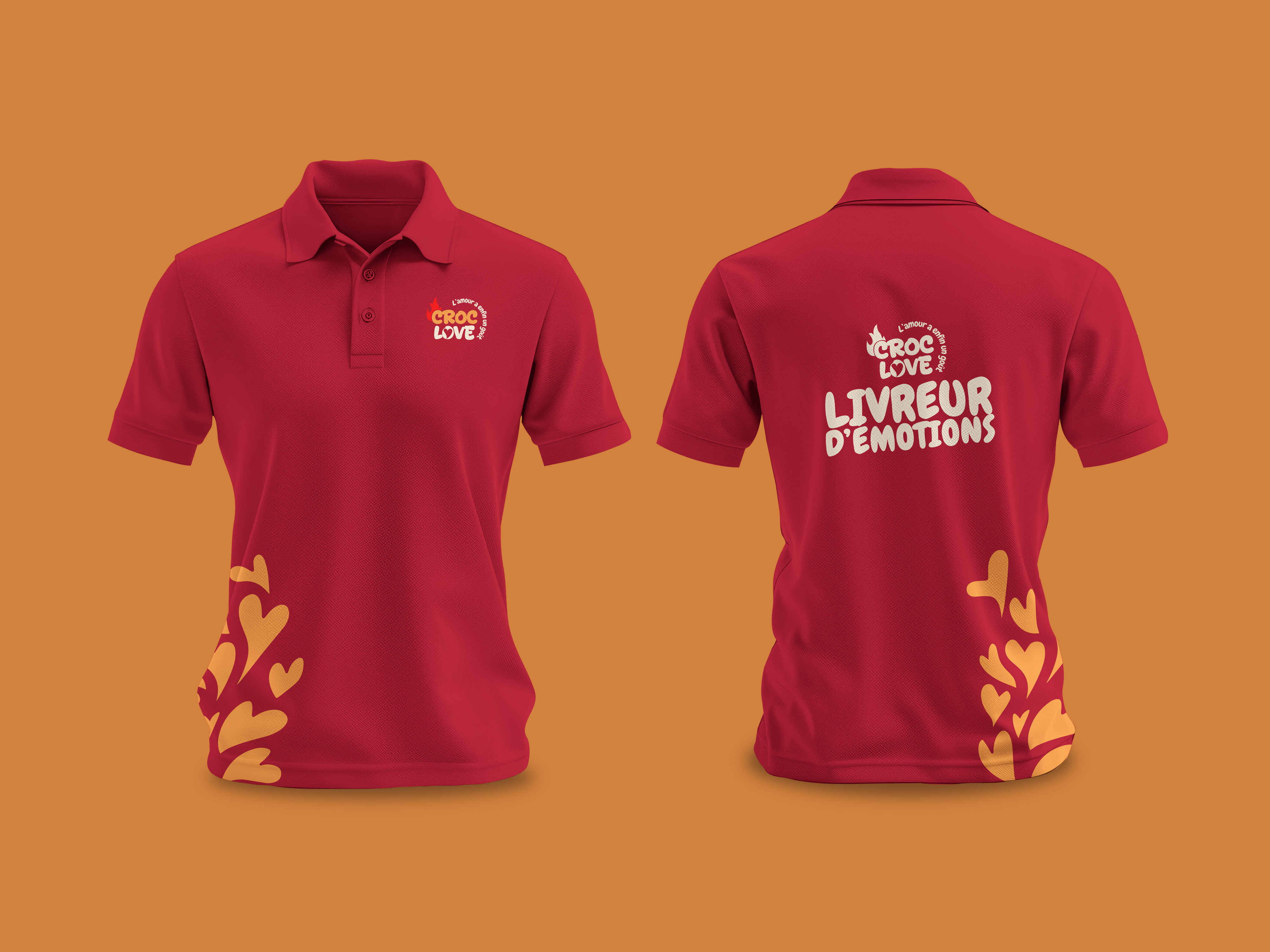 Polo Croc Love version livreur sur fond orange.